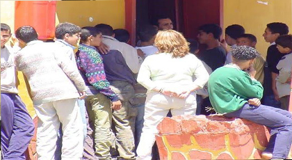 سلطات مليلية تعتزم ترحيل 100 طفل قاصر إلى المغرب سلطات مليلية تعتزم ترحيل 100 طفل قاصر إلى المغرب