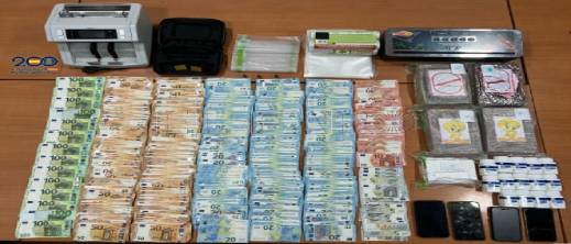 حجز 5 كيلوغرامات من الكوكايين في مليلية.. هل كانت الناظور الوجهة النهائية؟ حجز 5 كيلوغرامات من الكوكايين في مليلية.. هل كانت الناظور الوجهة النهائية؟