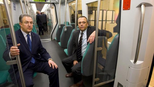 أحمد بوطالب: أختار دائما التذاكر الرخيصة للتنقل وأدفع ثمن كل شيء من راتبي الشهري أحمد بوطالب: أختار دائما التذاكر الرخيصة للتنقل وأدفع ثمن كل شيء من راتبي الشهري