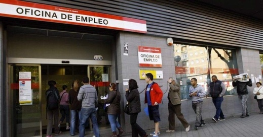 المغاربة يتصدرون الأجانب المساهمين في الضمان الاجتماعي بإسبانيا المغاربة يتصدرون الأجانب المساهمين في الضمان الاجتماعي بإسبانيا