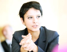 هذا كل ما يمكن أن تعرفوه عن ابنة بني شيكر نجاة بلقاسم التي سطع نجمها في فرنسا هذا كل ما يمكن أن تعرفوه عن ابنة بني شيكر نجاة بلقاسم التي سطع نجمها في فرنسا