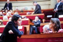 هذا كل ما يمكن أن تعرفوه عن ابنة بني شيكر نجاة بلقاسم التي سطع نجمها في فرنسا هذا كل ما يمكن أن تعرفوه عن ابنة بني شيكر نجاة بلقاسم التي سطع نجمها في فرنسا