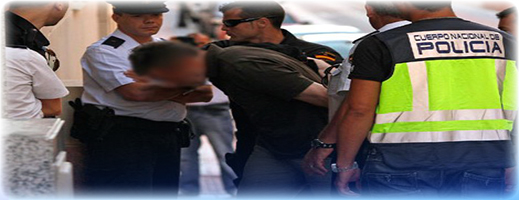 سلطات مليلية المحتلة تعتقل محاميا وأساتذة بتهمة تزوير شهادات لمهاجرين غير نظاميين سلطات مليلية المحتلة تعتقل محاميا وأساتذة بتهمة تزوير شهادات لمهاجرين غير نظاميين