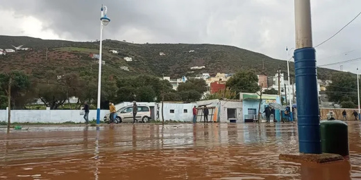 السيول تغرق قرية بضواحي شفشاون السيول تغرق قرية بضواحي شفشاون