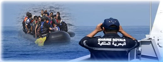 عناصر البحرية الملكية تعترض زورقا يحمل مهاجرين سريين بالدريوش عناصر البحرية الملكية تعترض زورقا يحمل مهاجرين سريين بالدريوش