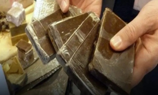 توقيف مغاربة ضمن شبكة ضخمة لتهريب المخدرات بإسبانيا توقيف مغاربة ضمن شبكة ضخمة لتهريب المخدرات بإسبانيا