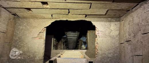 مقابل 120 ألف يورو.. عناصر أمنية إسبانية سهلت عبور أطنان من الحشيش مقابل 120 ألف يورو.. عناصر أمنية إسبانية سهلت عبور أطنان من الحشيش