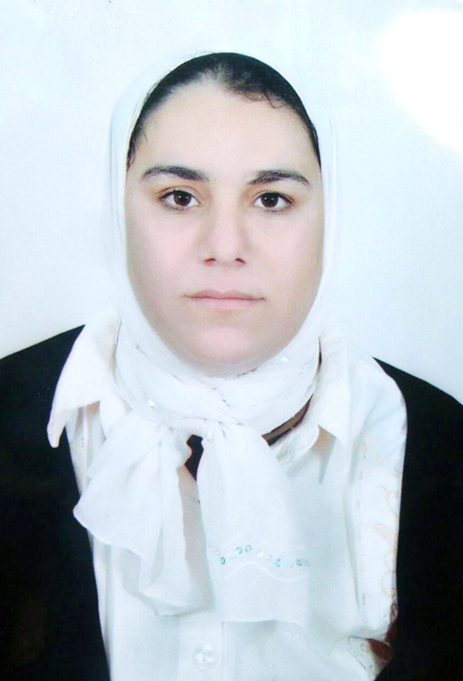 أسرة سمور من تمسمان تبحث عن إبنتها المختفية بمدينة الناظور أسرة سمور من تمسمان تبحث عن إبنتها المختفية بمدينة الناظور