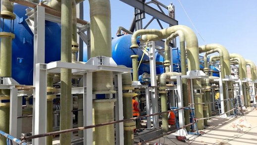 المغرب يعزز أمنه المائي باقتناء 200 محطة متنقلة لتحلية مياه البحر قبل نهاية 2025 المغرب يعزز أمنه المائي باقتناء 200 محطة متنقلة لتحلية مياه البحر قبل نهاية 2025