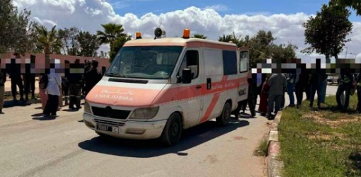 حادثة هزت العروي.. دهس تلميذتين قرب ثانوية يتحول إلى شبهة محاولة قتل حادثة هزت العروي.. دهس تلميذتين قرب ثانوية يتحول إلى شبهة محاولة قتل