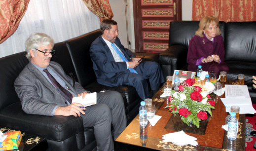 بالصور.. رئيس المجلس الإقليمي يستقبل رئيسة مؤسسة نساء من أجل إفريقيا بالصور.. رئيس المجلس الإقليمي يستقبل رئيسة مؤسسة نساء من أجل إفريقيا