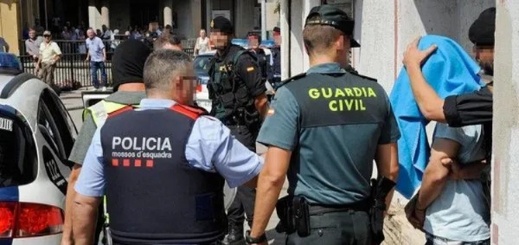 مايوركا.. مهاجر مغربي ينفذ أربع عمليات سطو فور إطلاق سراحه مايوركا.. مهاجر مغربي ينفذ أربع عمليات سطو فور إطلاق سراحه