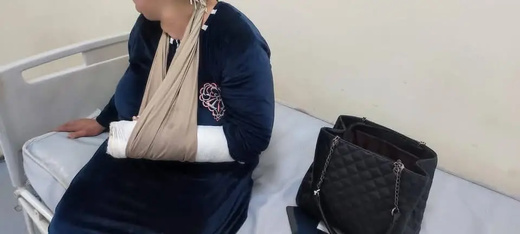 أستاذة تتعرض لاعتداء عنيف أثناء جلب الماء أستاذة تتعرض لاعتداء عنيف أثناء جلب الماء