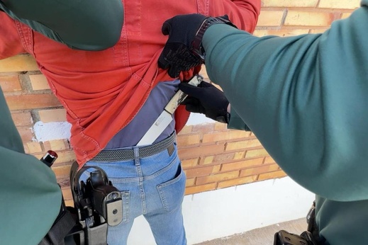 رغم صدور أمر بطرده من إسبانيا.. اعتقال مغربي مرتين خلال 24 ساعة رغم صدور أمر بطرده من إسبانيا.. اعتقال مغربي مرتين خلال 24 ساعة