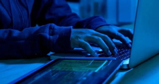 إدارة الدفاع الوطني تحذر من ثغرات أمنية خطيرة في متصفح للأنترنيت إدارة الدفاع الوطني تحذر من ثغرات أمنية خطيرة في متصفح للأنترنيت