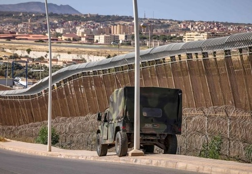 جنرال إسباني متقاعد يصف المغرب بـ