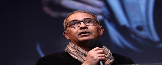 الجزائر تواصل مطاردة المثقفين.. فرنسا تتلقى مذكرتي توقيف دوليتين ضد كمال داود الجزائر تواصل مطاردة المثقفين.. فرنسا تتلقى مذكرتي توقيف دوليتين ضد كمال داود