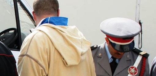 فضيحة أخلاقية تهز دواراً بتمسمان بعد ضبط فقيه داخل منزل امرأة متزوجة فضيحة أخلاقية تهز دواراً بتمسمان بعد ضبط فقيه داخل منزل امرأة متزوجة