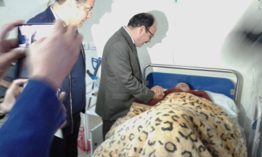 بالصور.. إلياس العماري يزور مستشفى الحسيمة ويتفقد المصابين على إثر الزلزال بالصور.. إلياس العماري يزور مستشفى الحسيمة ويتفقد المصابين على إثر الزلزال