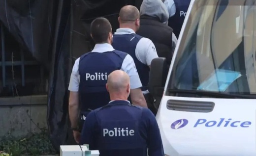 بلجيكا تدين مغربيا متورطا في عمليات كبرى لتهريب الكوكايين ب 12 سنة سجنا بلجيكا تدين مغربيا متورطا في عمليات كبرى لتهريب الكوكايين ب 12 سنة سجنا