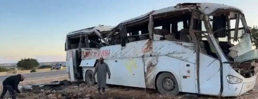 كارثة مرورية.. 8 قتلى و20 جريحا في حادث سير مأساوي كارثة مرورية.. 8 قتلى و20 جريحا في حادث سير مأساوي