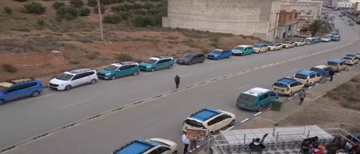 سائقو الأجرة بالحسيمة يتهمون الدرك بـ سائقو الأجرة بالحسيمة يتهمون الدرك بـ