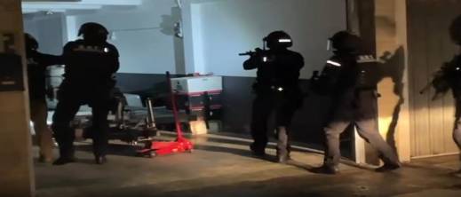 13 سنة فقط.. أطفال مغاربة ضمن شبكات تهريب الكوكايين في موانئ أوروبا 13 سنة فقط.. أطفال مغاربة ضمن شبكات تهريب الكوكايين في موانئ أوروبا