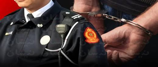 الدرك الملكي يعتقل شرطي بشبهة اغتصاب قاصر الدرك الملكي يعتقل شرطي بشبهة اغتصاب قاصر