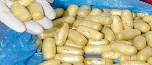 في قلب معبر بني أنصار.. الأمن يفكك محاولة خطيرة لتهريب الشيرا عبر الأحشاء في قلب معبر بني أنصار.. الأمن يفكك محاولة خطيرة لتهريب الشيرا عبر الأحشاء