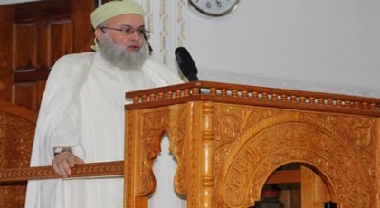 بالفيديو.. ناظوريون غاضبون من خطيب جمعة قال أن زلزال الريف سببه المخدرات ويطالبون بإقالته