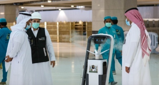 لأول مرة.. السعودية تعتمد تقنيات متطورة لتنظيم الحجاج ومتابعة تدفقاتهم لأول مرة.. السعودية تعتمد تقنيات متطورة لتنظيم الحجاج ومتابعة تدفقاتهم