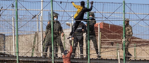 إسبانيا تخصص دعما لوجيستيا بقيمة 7.1 مليون درهم لمراقبة الحدود إسبانيا تخصص دعما لوجيستيا بقيمة 7.1 مليون درهم لمراقبة الحدود