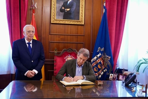 زيارة فييخو لمليلية.. محاولة مكشوفة لصرف الأنظار عن فشل محلي عمره عقود زيارة فييخو لمليلية.. محاولة مكشوفة لصرف الأنظار عن فشل محلي عمره عقود