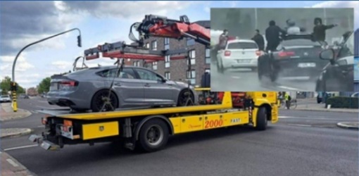 تهور في موكب زفاف مغربي بأنتويربن ينتهي بحجز سيارات تهور في موكب زفاف مغربي بأنتويربن ينتهي بحجز سيارات