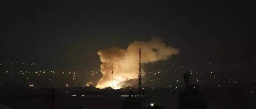 إسرائيل تضرب قلب إيران النووي وتصفي قادة إسرائيل تضرب قلب إيران النووي وتصفي قادة