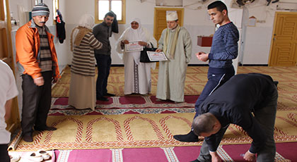 المجلس العلمي بالناظور يشرف على تفريش مسجد بدوار كدية الديب المجلس العلمي بالناظور يشرف على تفريش مسجد بدوار كدية الديب