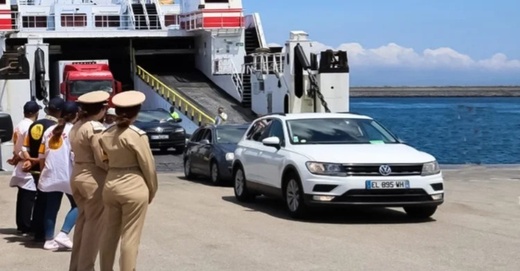 إسبانيا تُشيد بالتعاون مع المغرب في استقبال الجالية خلال عملية مرحبا 2025 إسبانيا تُشيد بالتعاون مع المغرب في استقبال الجالية خلال عملية مرحبا 2025