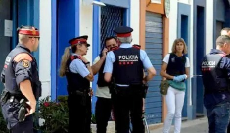 مقتل شاب مغربي على يد شرطي في إسبانيا.. المتهم يمتع بالسراح المؤقت مقتل شاب مغربي على يد شرطي في إسبانيا.. المتهم يمتع بالسراح المؤقت