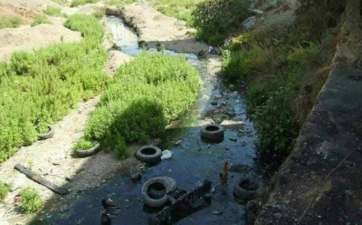 امرابطن تختنق بسبب غياب الصرف الصحي... وساكنتها تطلق نداء استغاثة امرابطن تختنق بسبب غياب الصرف الصحي... وساكنتها تطلق نداء استغاثة