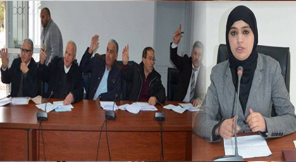 رئيسة مجموعة الجماعات للبيئة والتضامن ترغب في إقتناء سيارة من "المال العام" بقيمة 35 مليون سنتيم رئيسة مجموعة الجماعات للبيئة والتضامن ترغب في إقتناء سيارة من "المال العام" بقيمة 35 مليون سنتيم