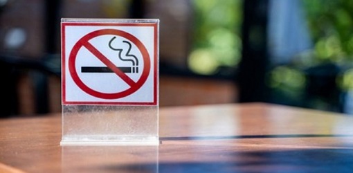 فرنسا تبدأ رسمياً حظر التدخين في الشواطئ والحدائق ابتداء من هذا التاريخ فرنسا تبدأ رسمياً حظر التدخين في الشواطئ والحدائق ابتداء من هذا التاريخ