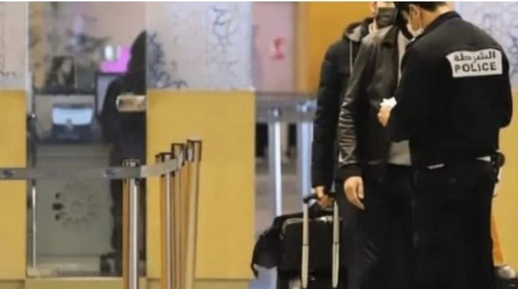 توقيف مغربي بمطار الناظور بشبهة تهريب القرقوبي والسيارات توقيف مغربي بمطار الناظور بشبهة تهريب القرقوبي والسيارات