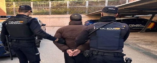 "عثرنا عليه في الشارع".. خطة ماكرة لتهريب قاصر مغربي تنتهي باعتقال خاله وصديق العائلة