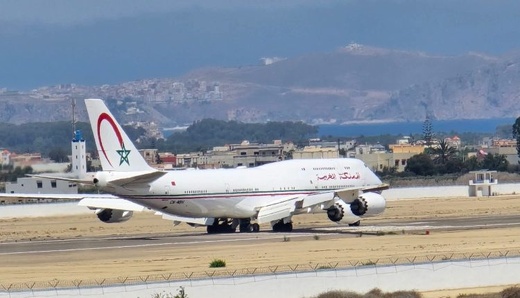 هبوط تجريبي لطائرة ملكية بمطار الحسيمة استعداداً لزياة محمد السادس للإقليم هبوط تجريبي لطائرة ملكية بمطار الحسيمة استعداداً لزياة محمد السادس للإقليم