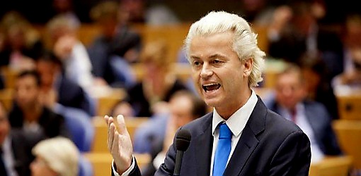 السياسي العنصري خيرت فيلدرز يثير الجدل مجدداً: الحرارة المغربية تهدد هوية هولندا المناخية السياسي العنصري خيرت فيلدرز يثير الجدل مجدداً: الحرارة المغربية تهدد هوية هولندا المناخية