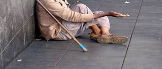 وزير العدل يعلنها: التسول في الفيسبوك جريمة يعاقب عليها القانون وهذا عدد المتسولين وزير العدل يعلنها: التسول في الفيسبوك جريمة يعاقب عليها القانون وهذا عدد المتسولين