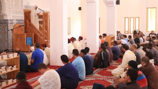 الأوقاف توحد خطبة الجمعة لهذا الأسبوع بمساجد المملكة الأوقاف توحد خطبة الجمعة لهذا الأسبوع بمساجد المملكة