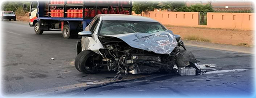 إصابة مدير مؤسسة وزوجته بجروح خطيرة بعد اصطدام بسيارة في حادث مروع إصابة مدير مؤسسة وزوجته بجروح خطيرة بعد اصطدام بسيارة في حادث مروع