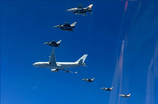 "ماراثون 25".. مناورات جوية تكشف عودة "الرافال" إلى حسابات المغرب "ماراثون 25".. مناورات جوية تكشف عودة "الرافال" إلى حسابات المغرب