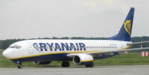 ريان إير تخرج عن صمتها وتوضح حقيقة حريق طائرتها بمايروكا ريان إير تخرج عن صمتها وتوضح حقيقة حريق طائرتها بمايروكا